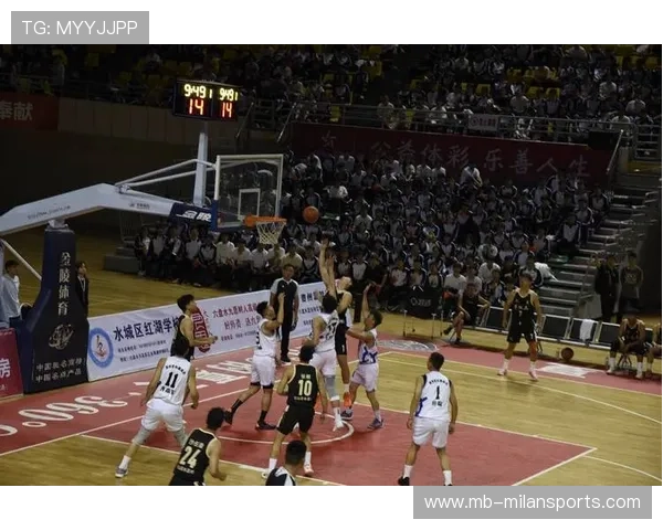 中国篮球以奋斗书写不朽篇章，讲讲中国的篮球